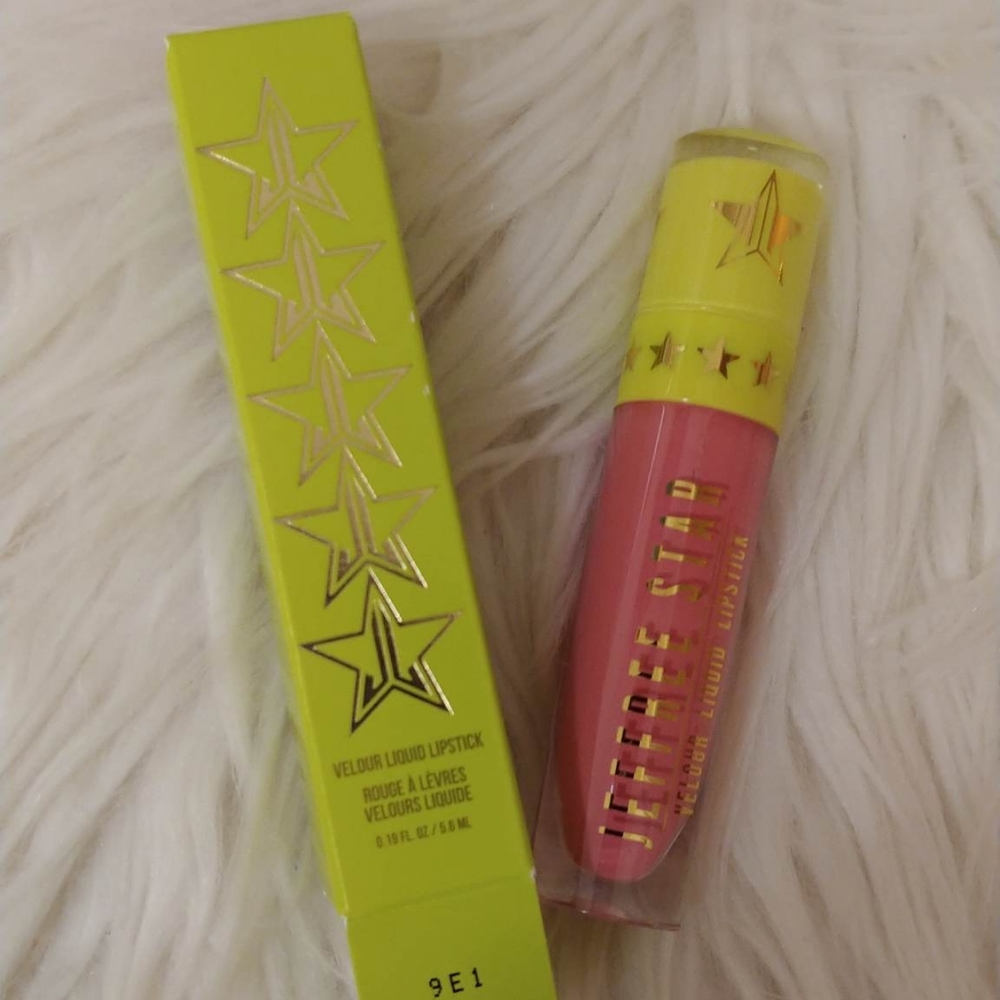 💋FIRM! NWT JEFFREE VELOUR LIQUID LIPSTICK MYSTERY SHADE